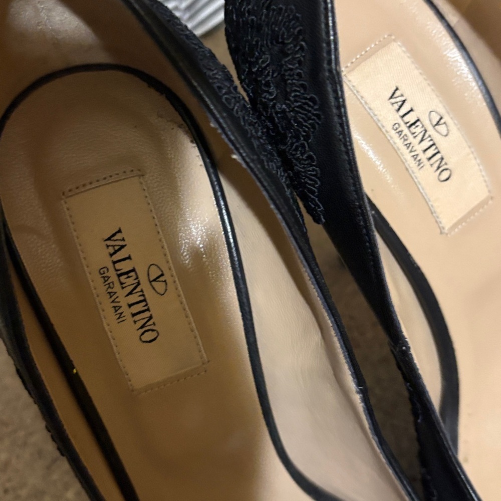 Valentino Elegant Embroidered Black Peep-Toe Stilettos - Picture 9 of 13